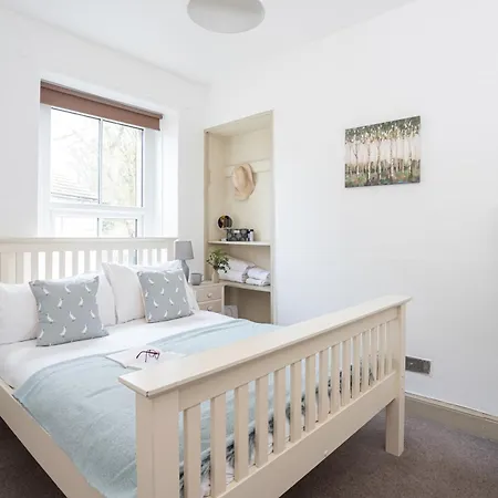 Marian * 英格尔顿